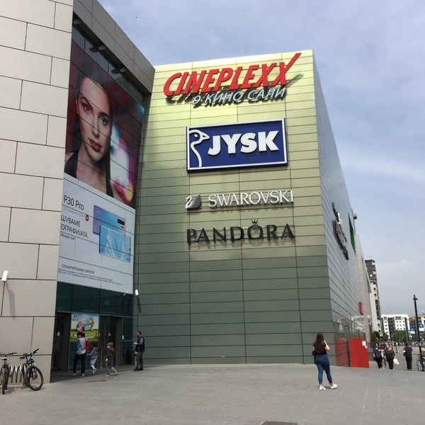 4/25/2019にNigelがSkopje City Mallで撮った写真