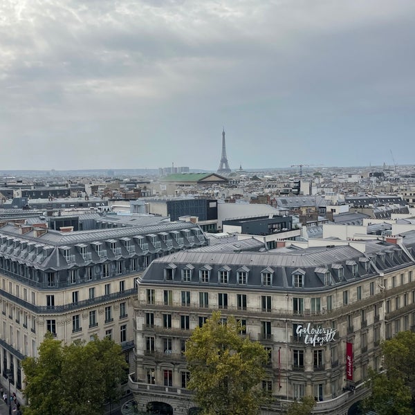 10/13/2023 tarihinde Nigelziyaretçi tarafından Terrasse des Galeries Lafayette'de çekilen fotoğraf
