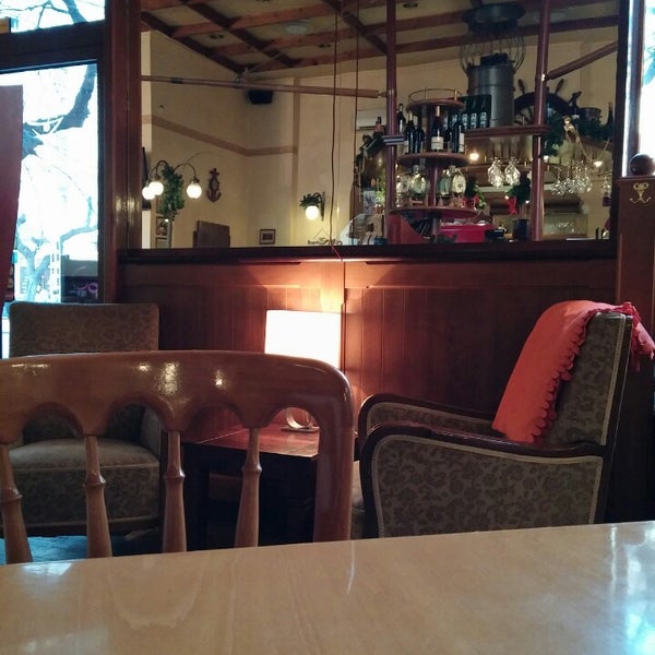 2/3/2014에 Ákos G.님이 Café Zenit에서 찍은 사진
