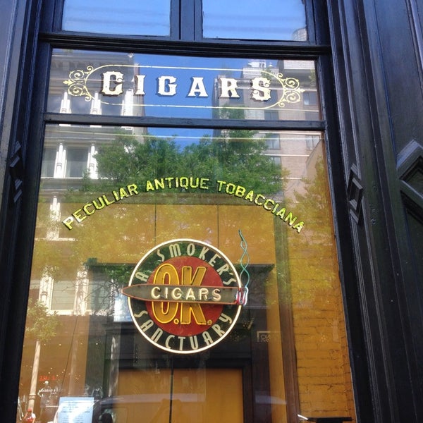 5/31/2014 tarihinde Ryan R.ziyaretçi tarafından OK Cigars'de çekilen fotoğraf