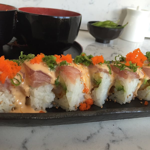 Снимок сделан в Summer Fish &amp; Rice Sushi пользователем Big Al 9/14/2015