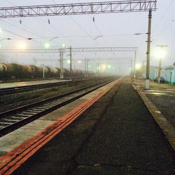 Шпалопропитка станция. Жд вокзал карамыш. Станция карамыш. Карамыш жд станция. Железнодорожная станция.