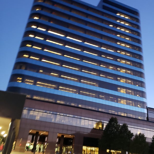Chrysler Group Headquarters - Office in Auburn Hills