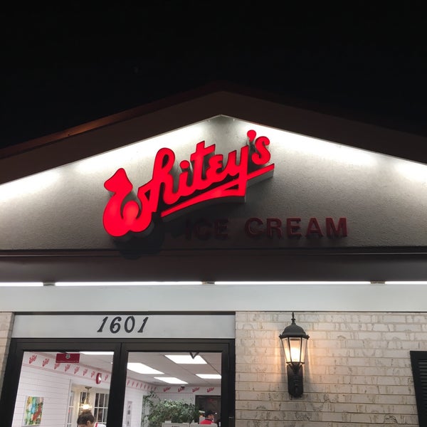 Photo taken at Whitey&#39;s Ice Cream by Thomas R. on 11/10/2016