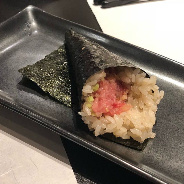 Foto diambil di Sushi Inoue oleh Richard S. pada 8/12/2018