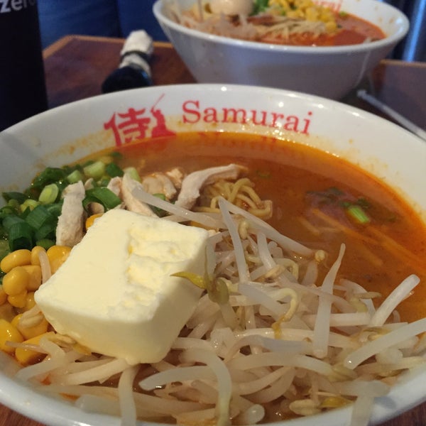 11/12/2015 tarihinde Ivonne G.ziyaretçi tarafından Samurai Noodle'de çekilen fotoğraf