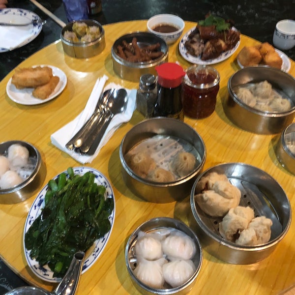 8/26/2018에 Adam H.님이 Dragon Court Chinese Restaurant에서 찍은 사진