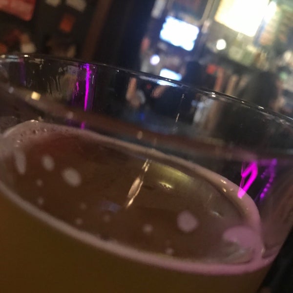 Photo taken at Dunedin House of Beer by Craig C. on 7/21/2019