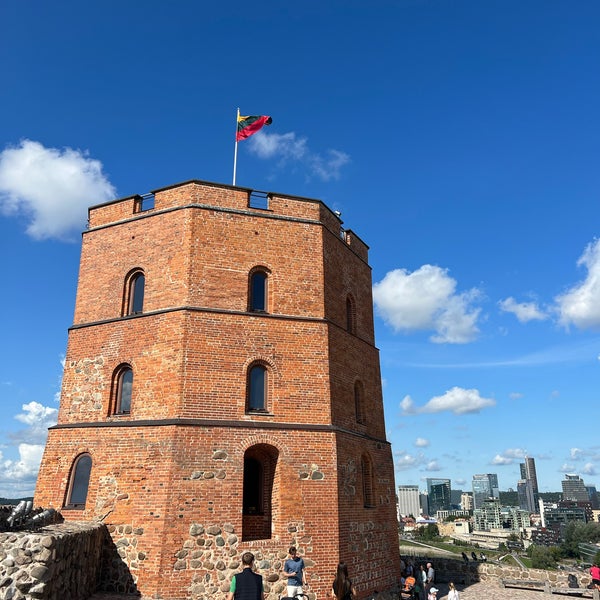 9/3/2023 tarihinde Lyudmila B.ziyaretçi tarafından Gedimino Pilies Bokštas | Gediminas’ Tower of the Upper Castle'de çekilen fotoğraf