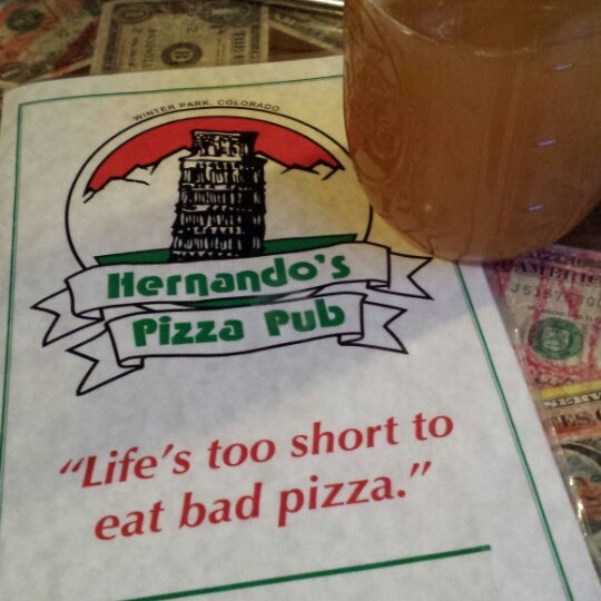 Photo taken at Hernando&#39;s Pizza and Pasta Pub by Jen B. on 6/27/2014