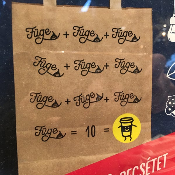Foto tomada en Füge tiendas &amp; cafeterías  por Gergely F. el 12/15/2020