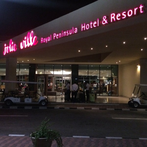 Foto tirada no(a) Jolie Ville Royal Peninsula Hotel &amp; Resort por Max M. em 10/26/2014