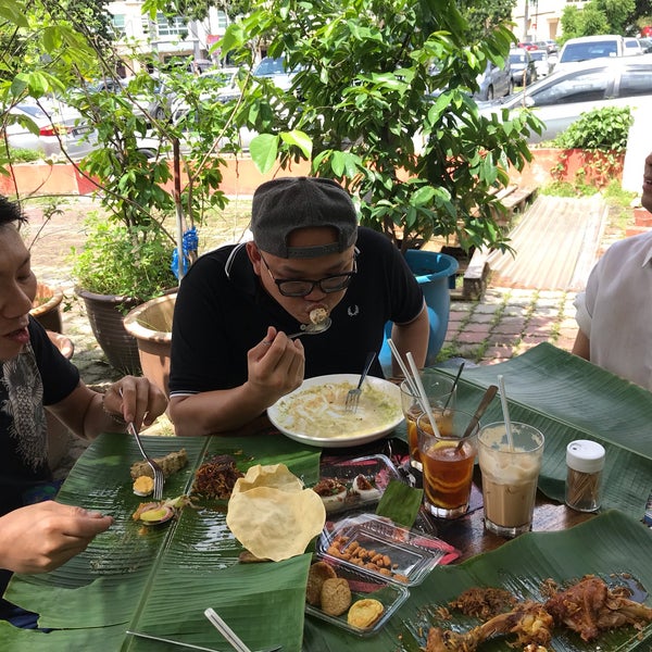 Photos At Makan Time