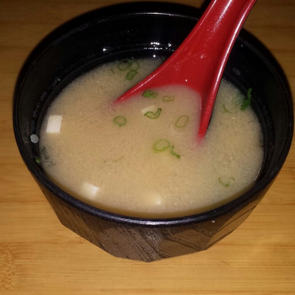Foto scattata a Miso Japanese Restaurant da Dexta H. il 11/24/2014