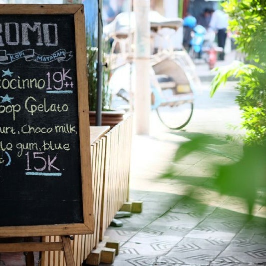 Weekend Gelato Promo: 2 Scoops for 15.000 - Choco Milk, Yoghurt, Bubble Gum & Blue Mint.  Ciococinno Promo @19.000. Price exclude taxes