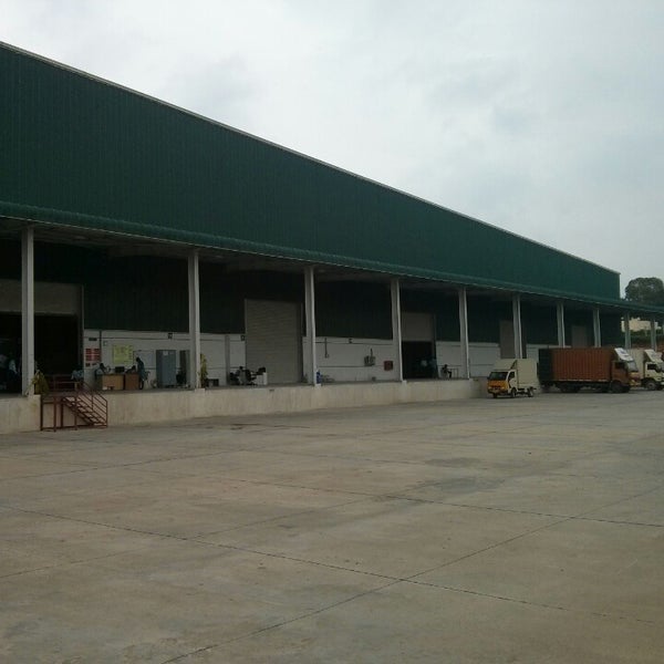 puma warehouse