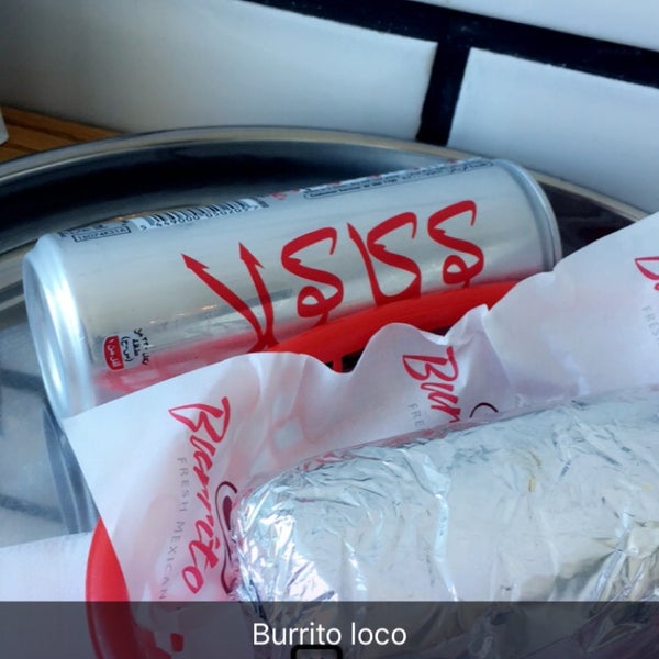 รูปภาพถ่ายที่ Burrito Loco โดย M เมื่อ 12/3/2017