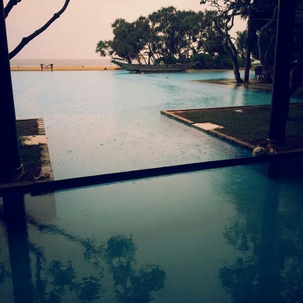 Photo taken at Heritance Ahungalla by Indike W. on 3/3/2013