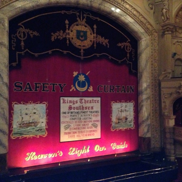 Das Foto wurde bei Kings Theatre von Teekay S. am 3/14/2014 aufgenommen