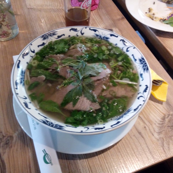 Surprisingly good pho bo! Soup light and flavourful, beef was tender and plentiful. Prices are a notch higher due to location, but still fair.