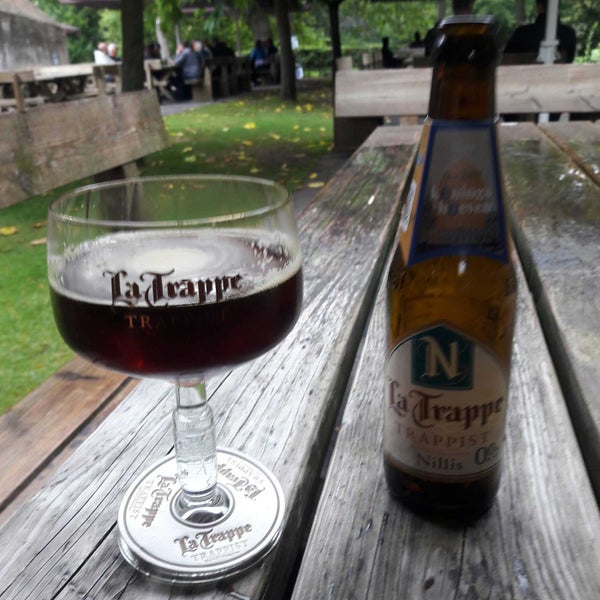 Foto scattata a Bierbrouwerij de Koningshoeven - La Trappe Trappist da Bartje T. il 8/29/2021