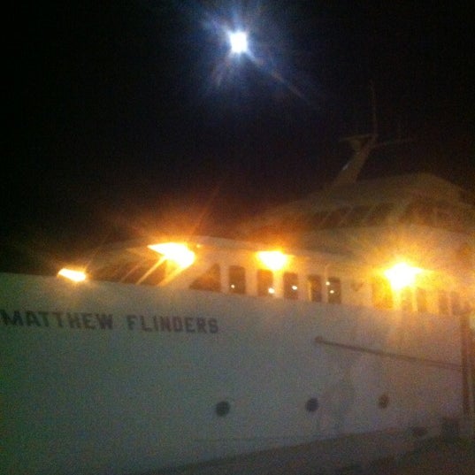 Photo prise au Mariposa Cruises par Elle B. le9/2/2012