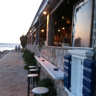 Снимок сделан в Restoran Bila lucica пользователем Tonci B. 7/31/2012