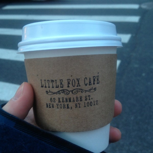 Снимок сделан в Little Fox Cafe пользователем Lenny 2/2/2013