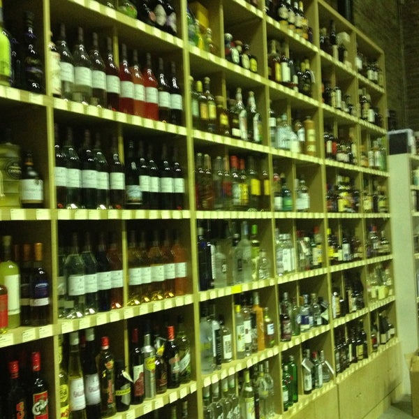 3/22/2013에 Tomer G.님이 The Whisky Exchange에서 찍은 사진