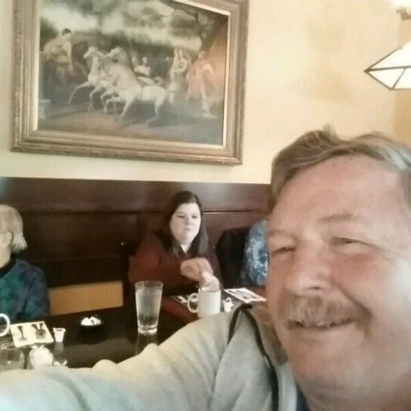Photo taken at The Old Spaghetti Factory by John R. on 5/14/2017