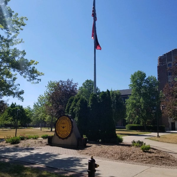 Das Foto wurde bei Central Michigan University von Sim1 H. am 7/11/2020 aufgenommen