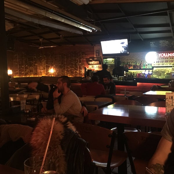 รูปภาพถ่ายที่ Arasta Bar &amp; Restaurant โดย Aysu Ç. เมื่อ 1/10/2015