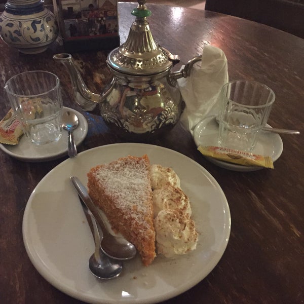 Big maroccan tea and carrot cake.. Mm.. Delicious! Best tea in Malaga.