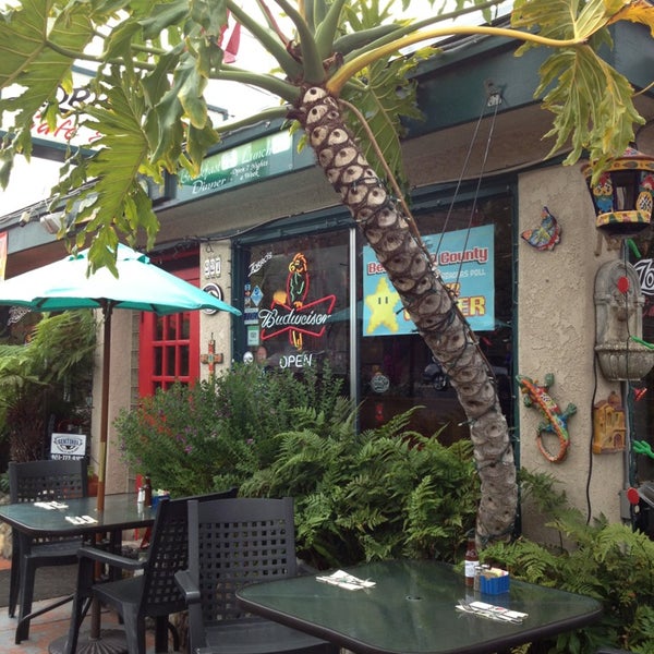 5/16/2013 tarihinde Rhonda B.ziyaretçi tarafından Zorro&#39;s Cafe &amp; Cantina'de çekilen fotoğraf