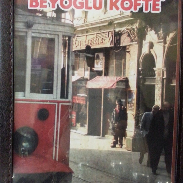 Foto tirada no(a) Beyoğlu Köfte por Sercan Ü. em 11/21/2014