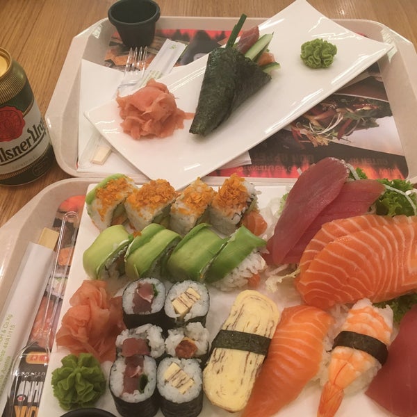 Снимок сделан в My Wok &amp; Sushi пользователем BLEY C. 7/15/2017