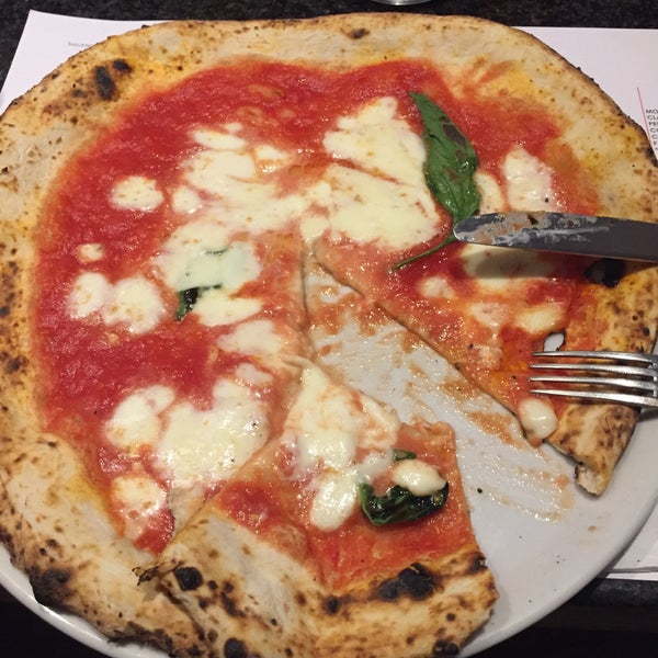 6/25/2017 tarihinde Alican A.ziyaretçi tarafından NAP Neapolitan Authentic Pizza'de çekilen fotoğraf