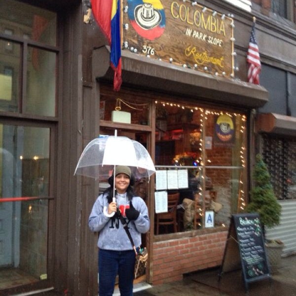 12/29/2013에 Diana T.님이 Colombia In Park Slope에서 찍은 사진