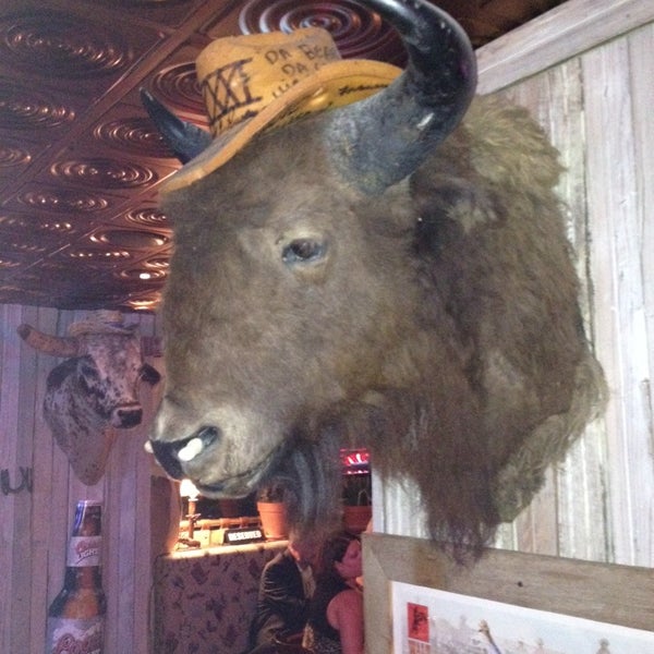 Foto diambil di The Rodeo Bar and Grill oleh Jeff C. pada 10/13/2013