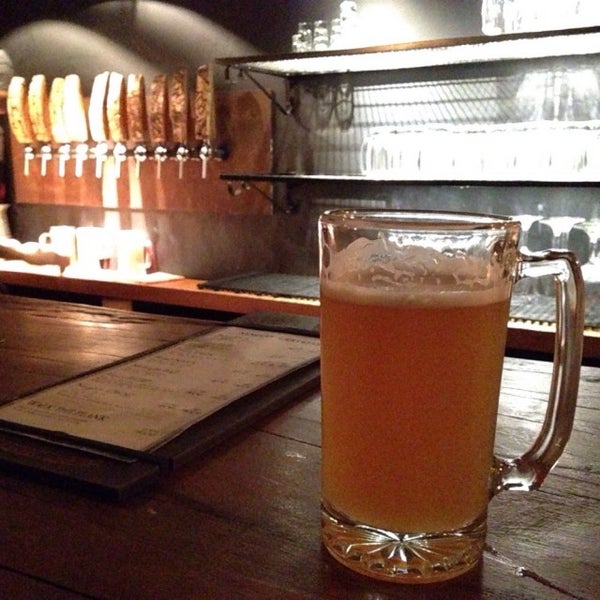 Weird Barrel Brewing Co. Cervejaria