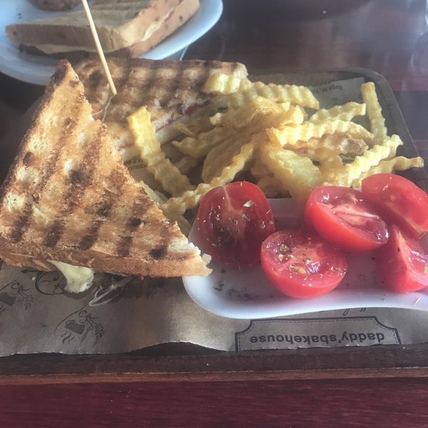 Photo taken at Baba Fırın - Cafe Taşyaka by Merve Ç. on 8/7/2018