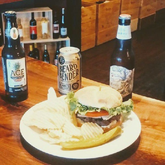 Rembrandt's Gallery and Wine Bar Wine Bar in Madison