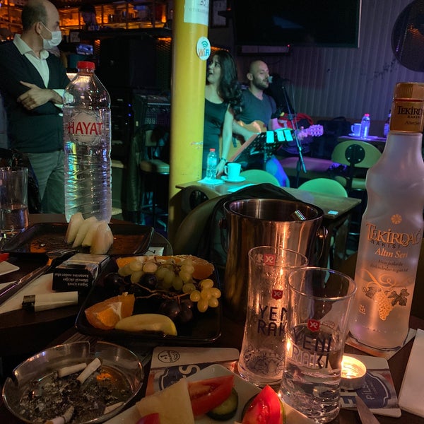 Снимок сделан в Aslanım Bar &amp; Bira Evi &amp; Restaurant пользователем FRANCO 10/23/2020