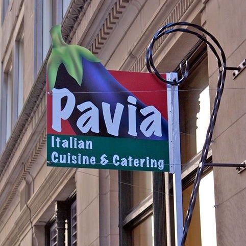 Foto tirada no(a) Pavia - Italian Cuisine &amp; Catering por Pavia - Italian Cuisine &amp; Catering em 8/21/2014