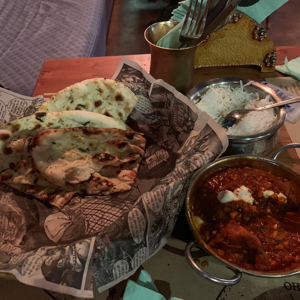 The best Indian food in Saint-Petersburg. Chicken tikka masala, garlic naan, rice — a perfect set.