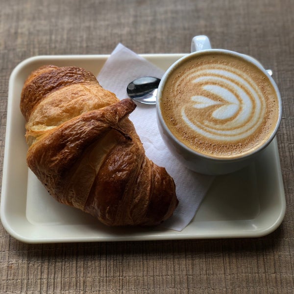 Das Foto wurde bei Espressofabriek von Kay am 3/25/2019 aufgenommen