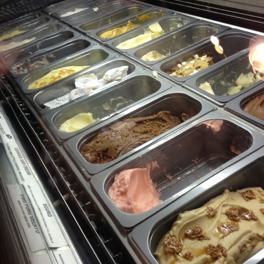 La Divina Cafe e Gelateria (Now Closed) Ice Cream Shop