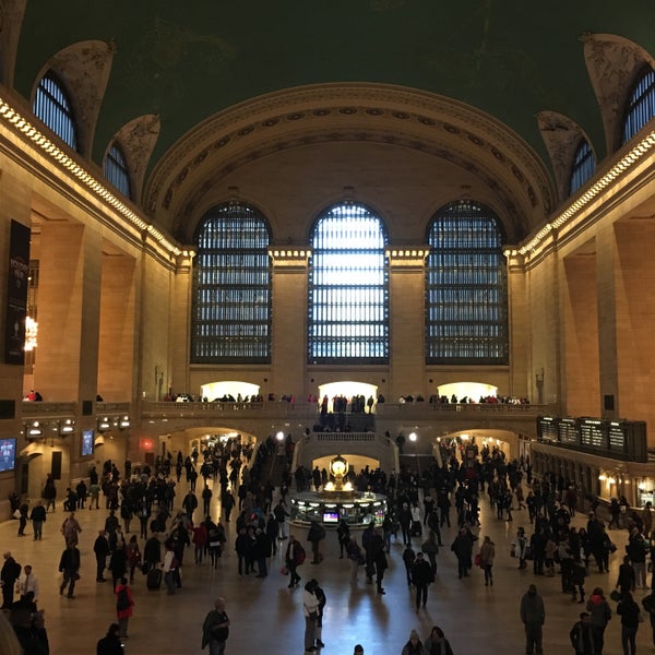Photo taken at Grand Central Terminal by Sooyeon K. on 11/24/2015