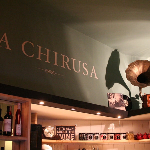 รูปภาพถ่ายที่ La Chirusa โดย La Chirusa เมื่อ 8/22/2014
