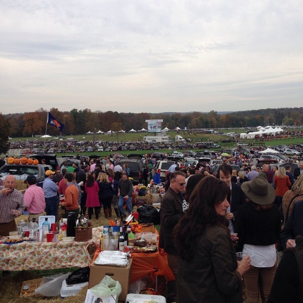 Photo taken at Moorland Farm - The Far Hills Race Meeting by Jennifer P. on 10/20/2013